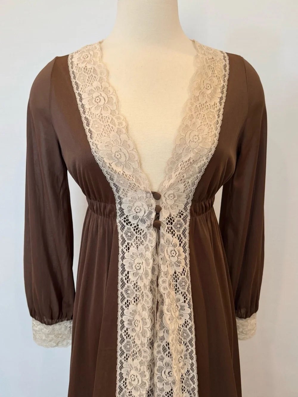 🌺SOLD🌺 Artemis Gossard Brown Silky Satin Lace 60s Empire Maxi Gown Robe 2pc Set - Picture 5 of 13